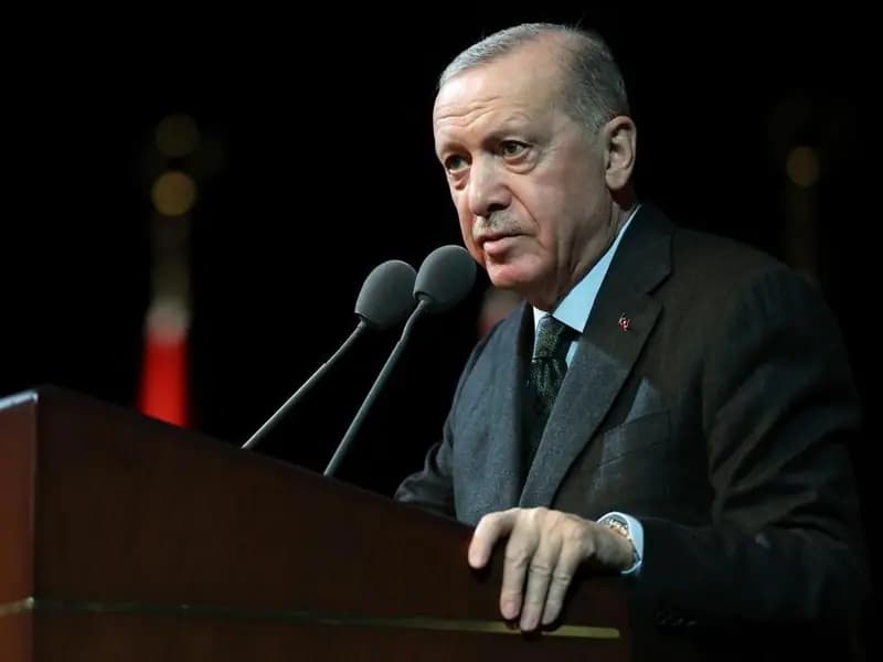 Cumhurbaşkanı Erdoğan: "Başkomutan olarak sesleniyorum"