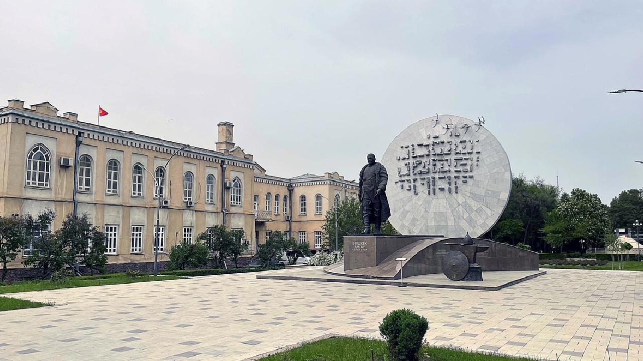 Kırgızistan'daki FETÖ Bağlantılı Eğitim Kurumları Maarif Vakfı'na Devredildi