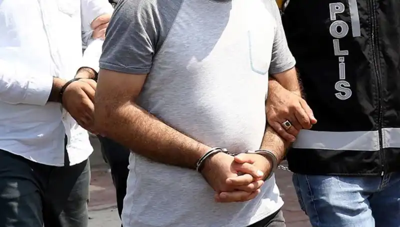 Ankara'da Yasadışı Faaliyetler Sona Eriyor: 547 Kişi Yakalandı