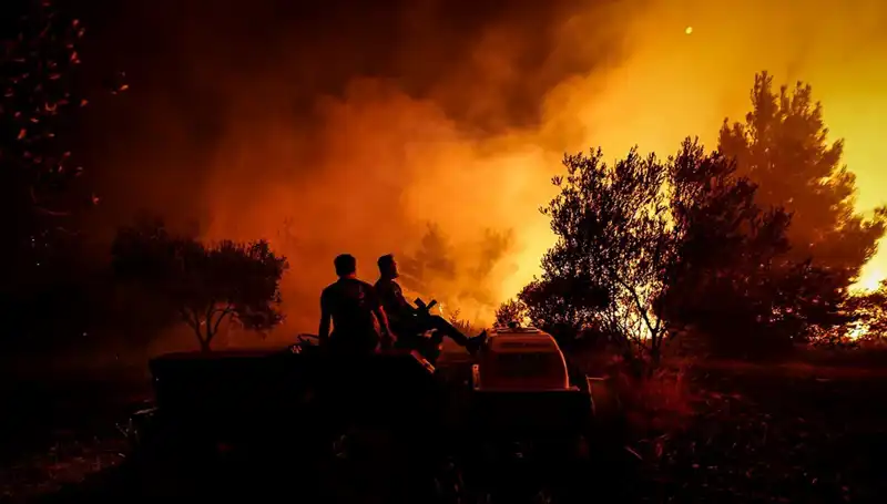 Çanakkale’deki Orman Yangını: 785 Kişi Tahliye Edildi, Durum Kritik