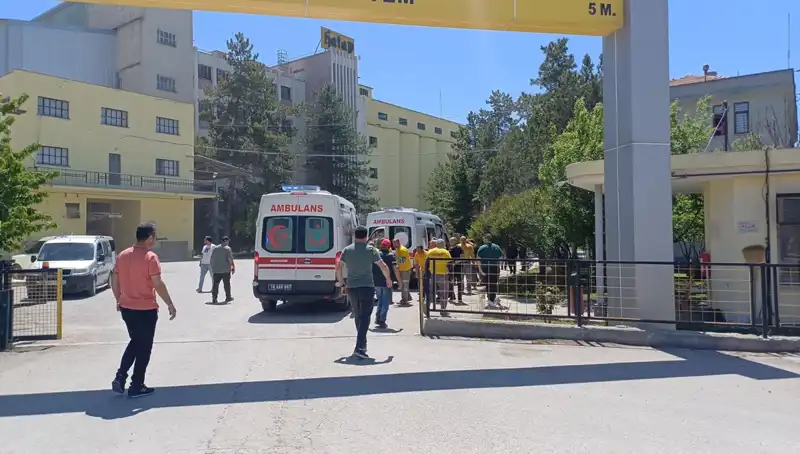 Çorum'da Un Fabrikasında Meydana Gelen Patlama: 10 Yaralı