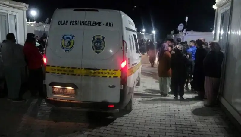 ** Husumet Had Safhaya Ulaştı: Silahlı Çatışma Büyüledi!**