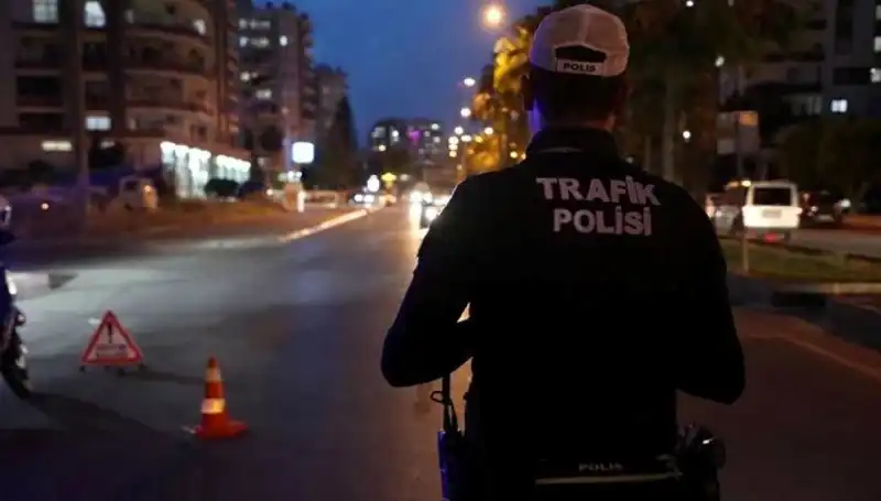 Sosyal Medyada Paylaşım Yapan İki Sürücüye 53 Bin Lira Ceza Uygulandı