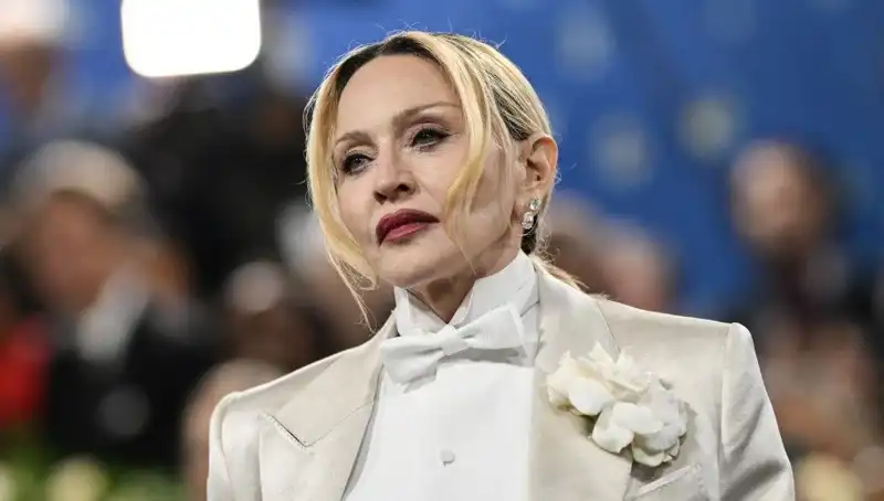 Madonna’nın Sağlık Sırları: Yeni Diyetinin Kanserle Mücadelesi Tartışılıyor