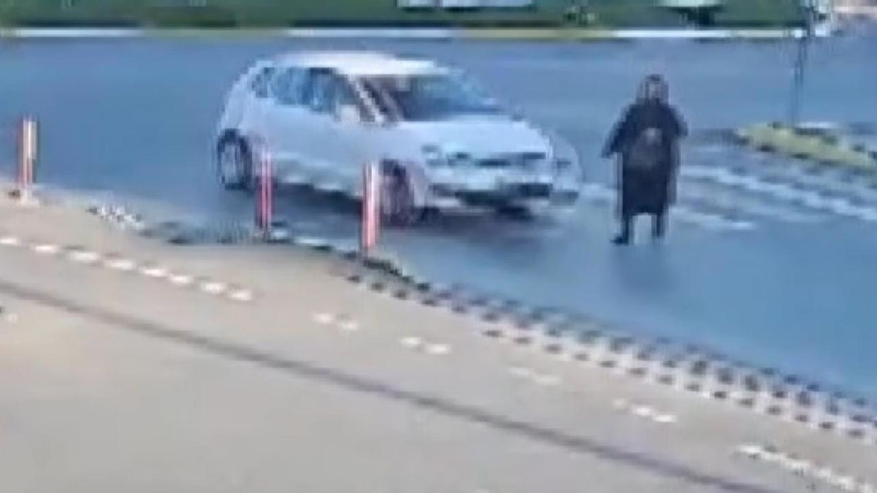 Araba Çarpan Kişi Yardım Beklerken İkinci Kaza Geçirdi