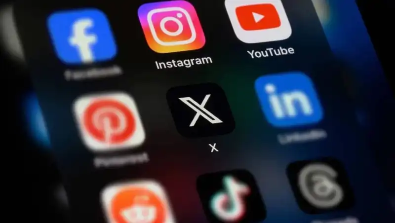 Sosyal Medyada Kısıtlamalar Devam Ediyor: Whatsapp, Instagram ve Daha Fazlası