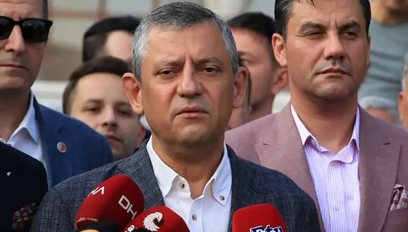 Özgür Özel'den Çarpıcı Açıklamalar: "Bu Bayram Bize Bayram Gibi Gelmedi"