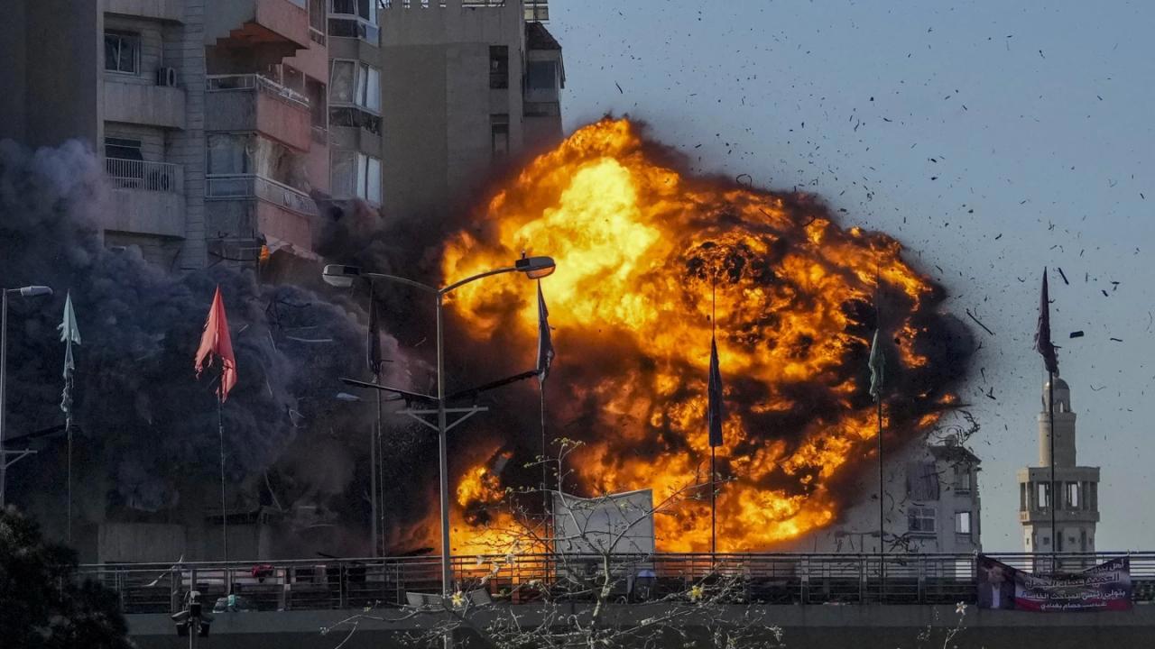 İsrail'den Sivillere Yönelik Hava Saldırısı