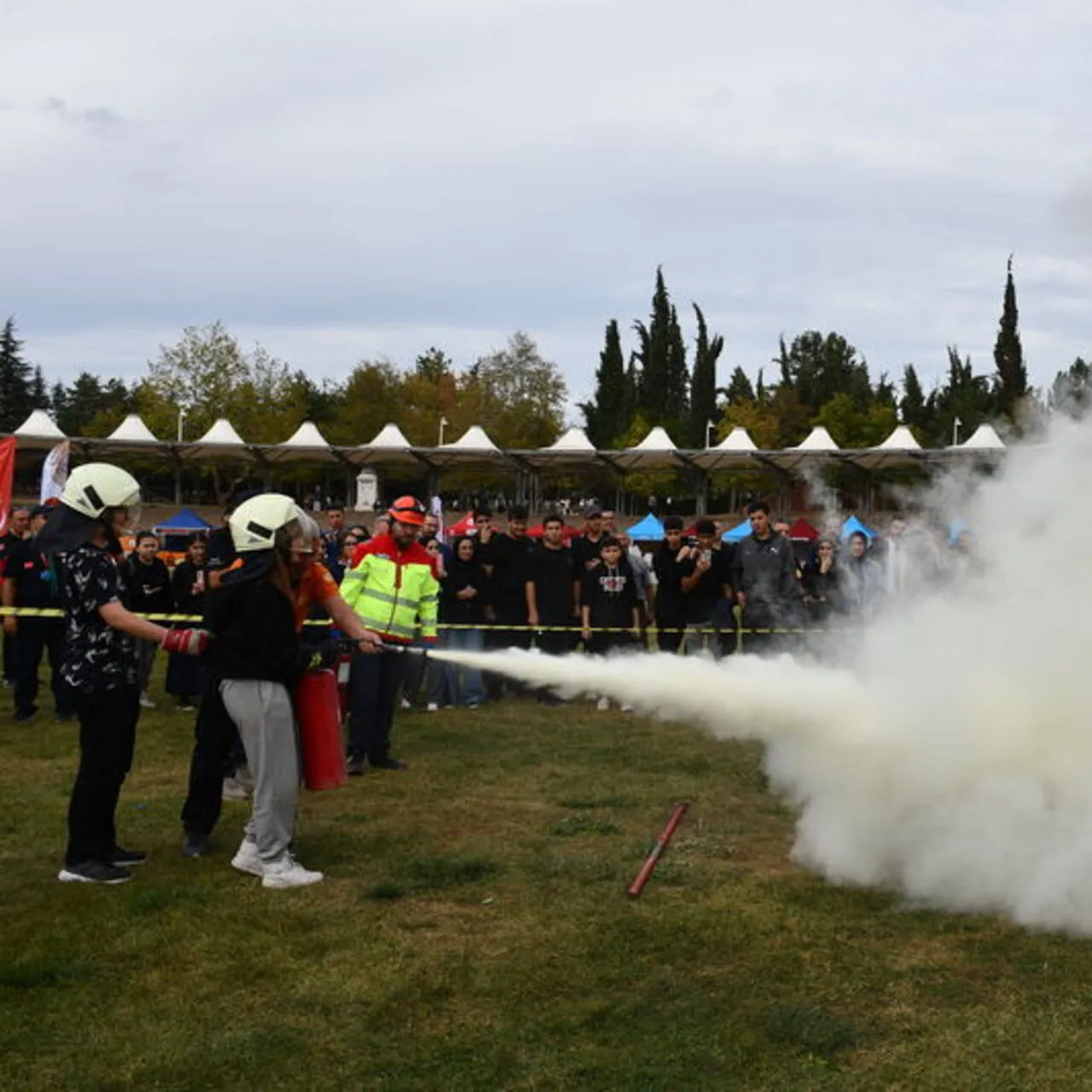 Öğrencilere Afet ve İlk Yardım Eğitimi Verildi: Hayati Bilgiler Aktarıldı