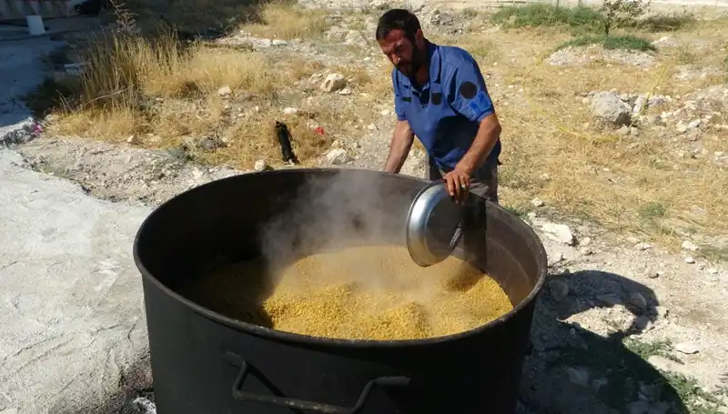 Ağustos'ta Başlayan Geleneksel Kazanlar: Eylül'de Sona Eriyor