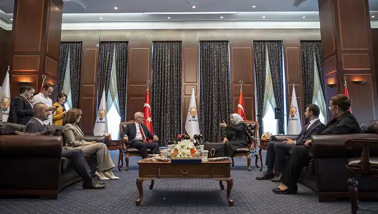 AK Parti'nin Bayramlaşma Programı Açıklandı, CHP Yokluk Duyurdu